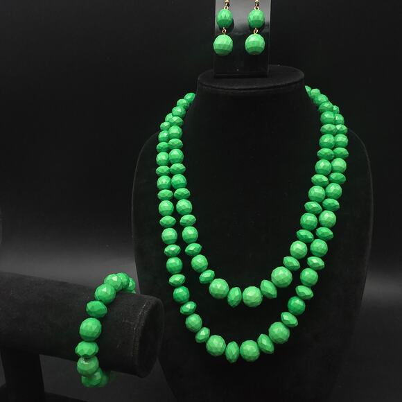 Kelly Green Beaded Necklace Bracelet Earrings Set Faceted Double Strand - Picture 1 of 8